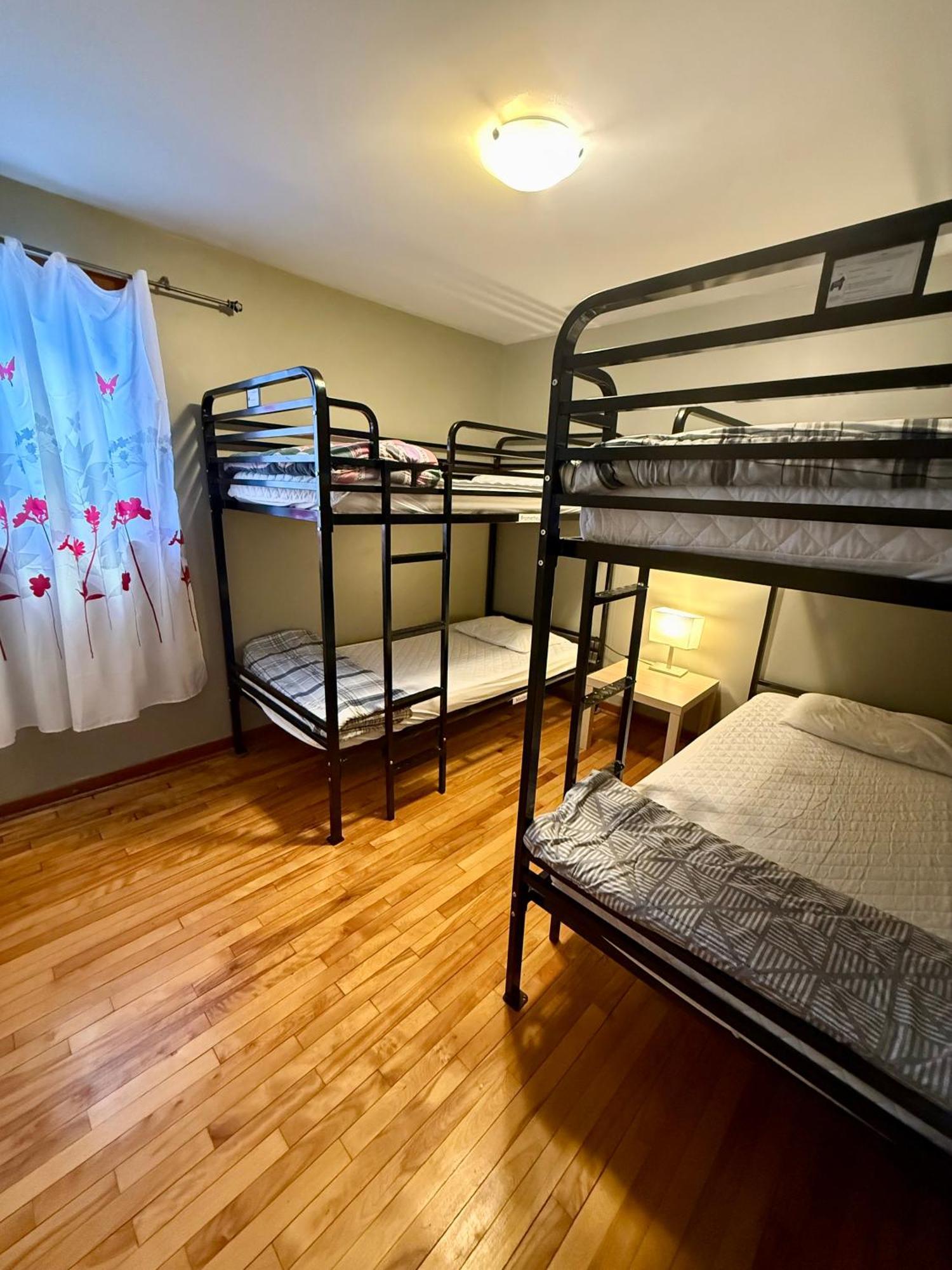 Ottawa Backpackers Inn Экстерьер фото